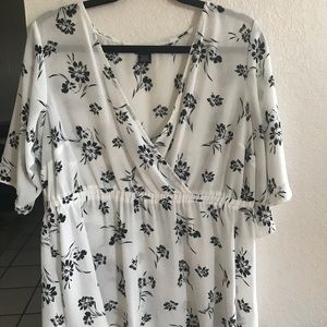 Torrid floral top